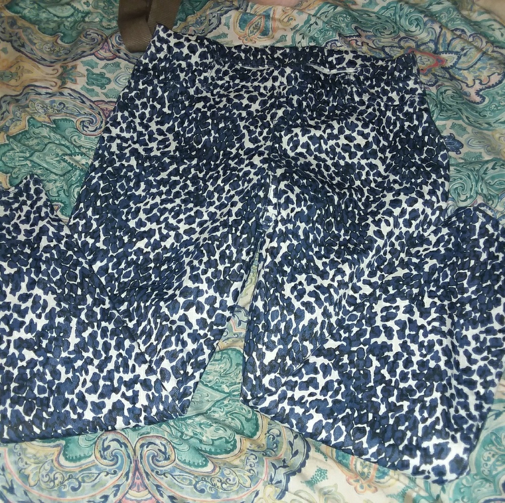Womens jeggings (never worn, only tried on)